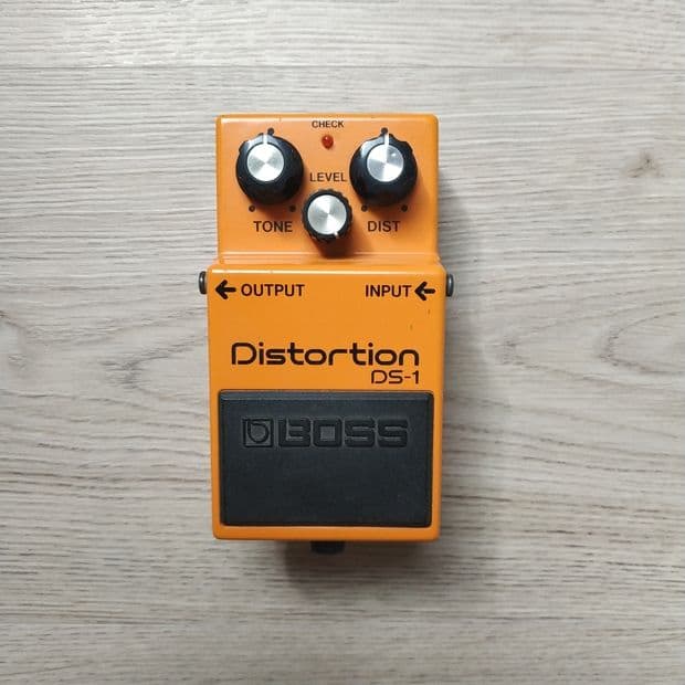 Boss Distortion DS-1 Pack