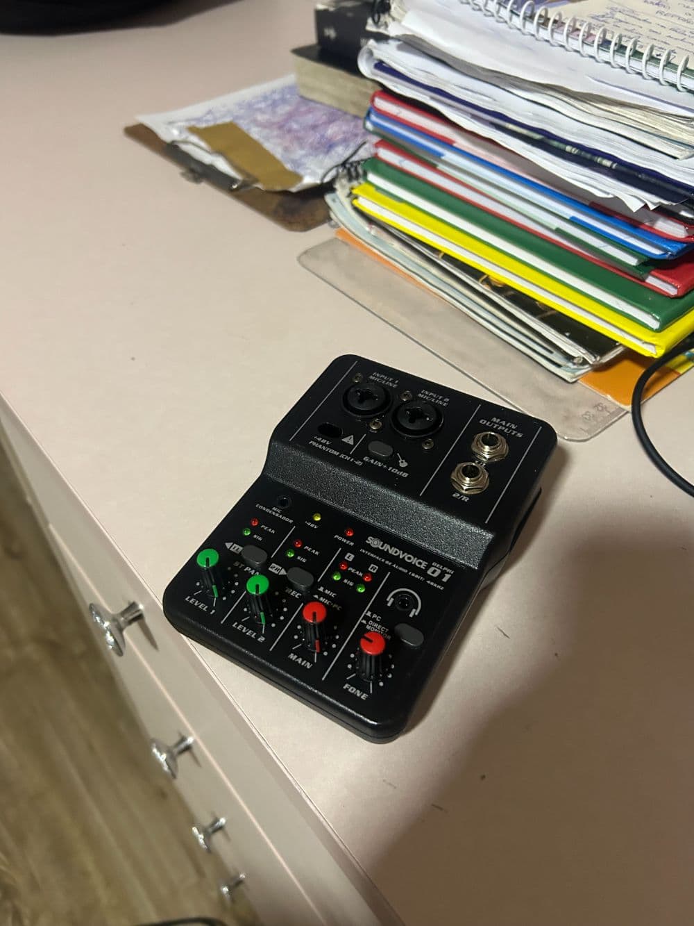 Soundvoice Delphi 01 Interface + Amped stevie T