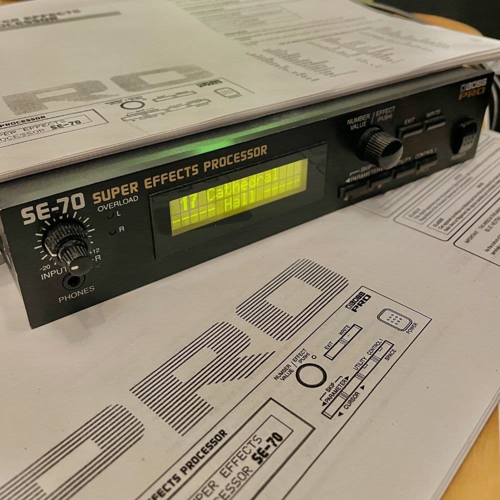 BOSS SE-70 SUPER EFFECTS PROCESSOR Reverbs