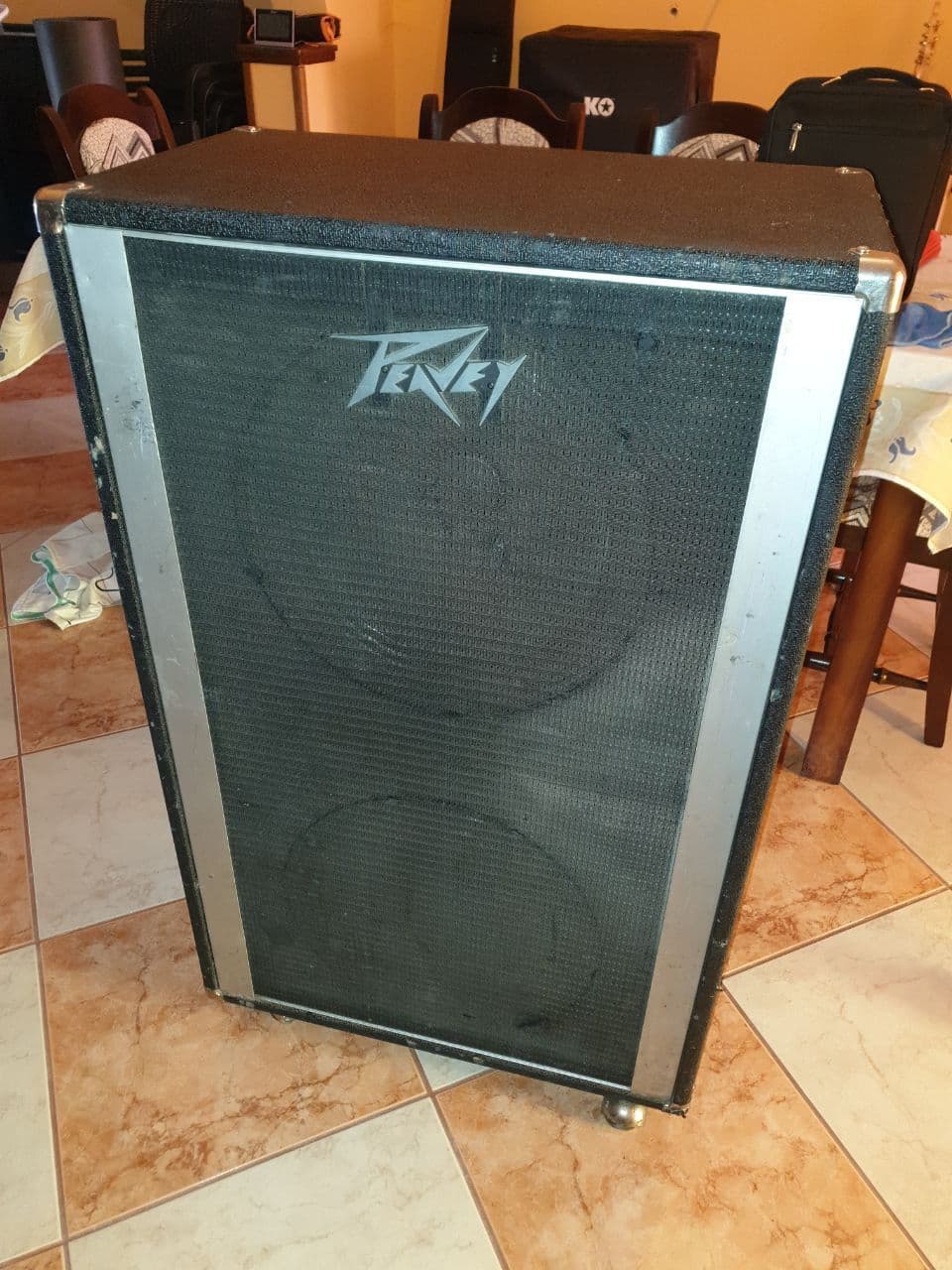 Peavey 2x15 Bass Cabinet