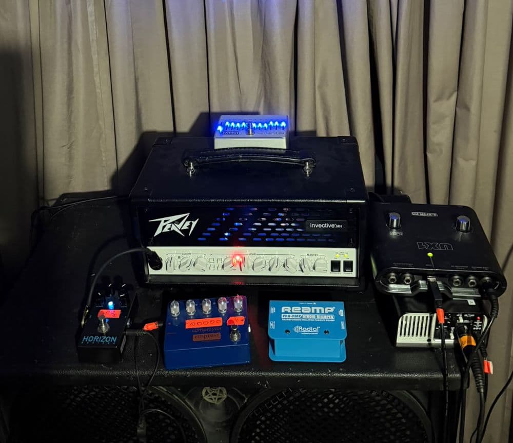 PEAVEY INVECTIVE MH, Precision Drive MXR EQ loop, 10-band EQ, compresor Empress