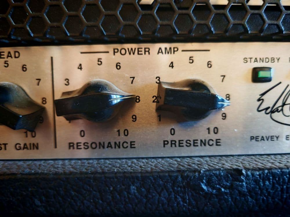 HM300+ AMPS NO CAB