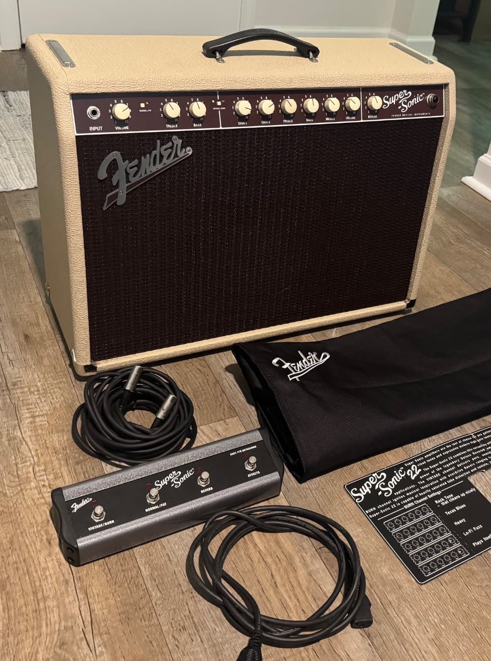 Fender Super Sonic 22 2012
