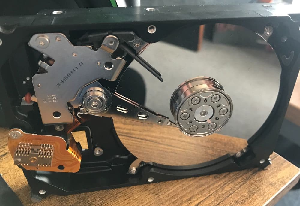 Hard Disk Drive used as a Speaker + Vitavox Mic IR