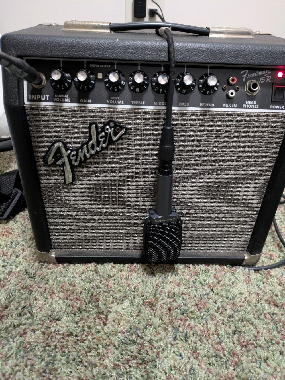 Broken Fender Frontman 15R