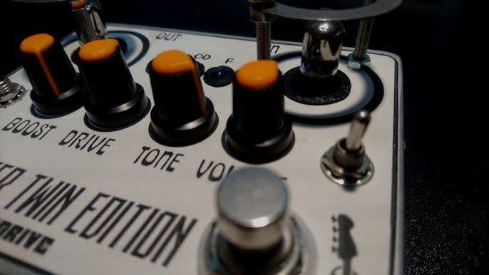 Subcaster twin
