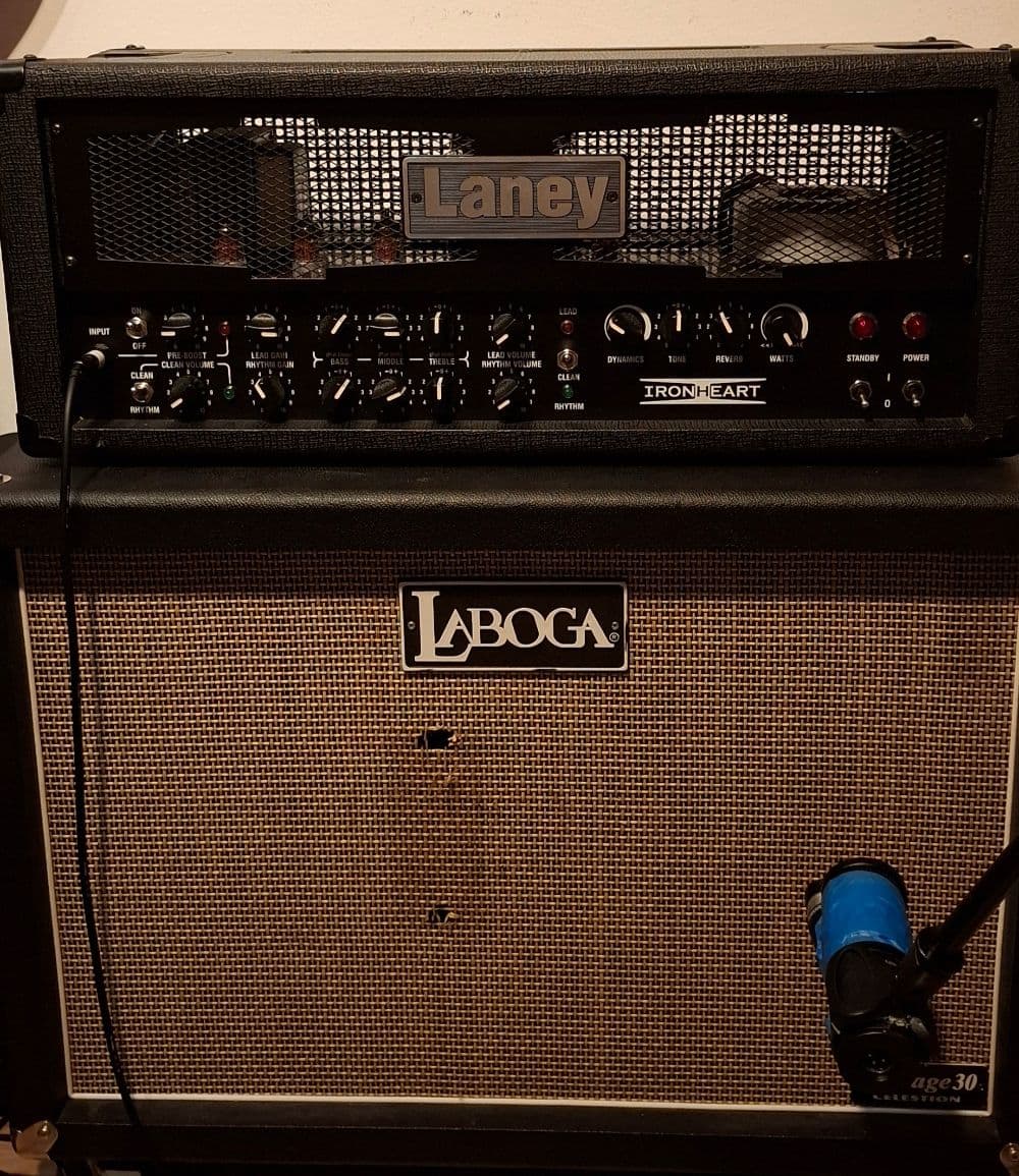 Laney Ironheart IRT 60 Head - Laboga 2x12 V30 - SM58