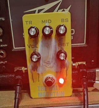 Midnight Amplification Holy Mountain Preamp Clone