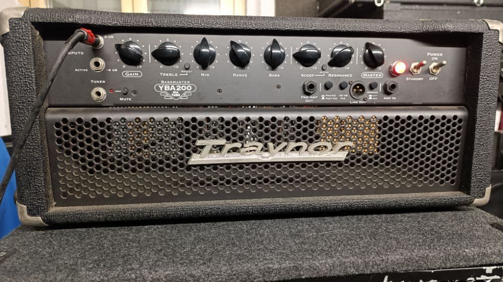 TRAYNOR YBA-200 AMP