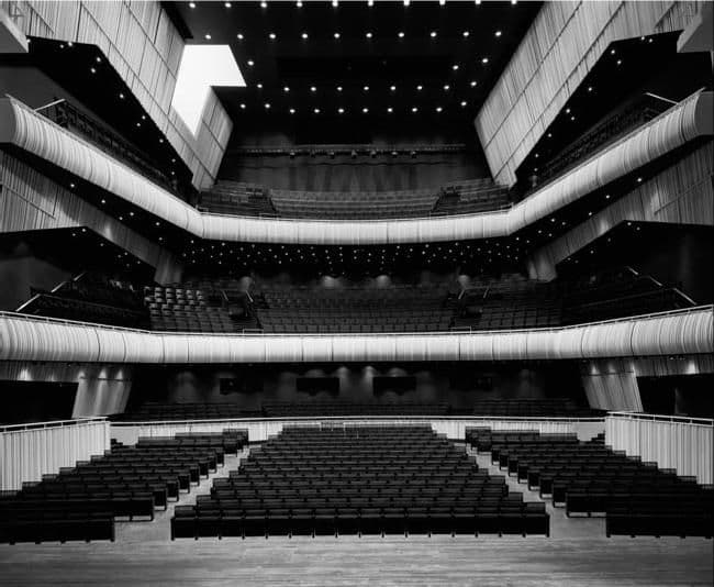 1200 seat modern concert hall