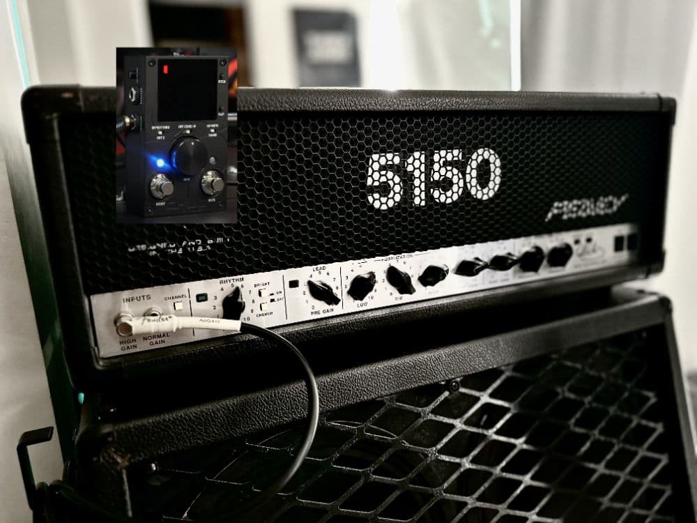 Peavey 5150 Red + Solar Chug Tuner+