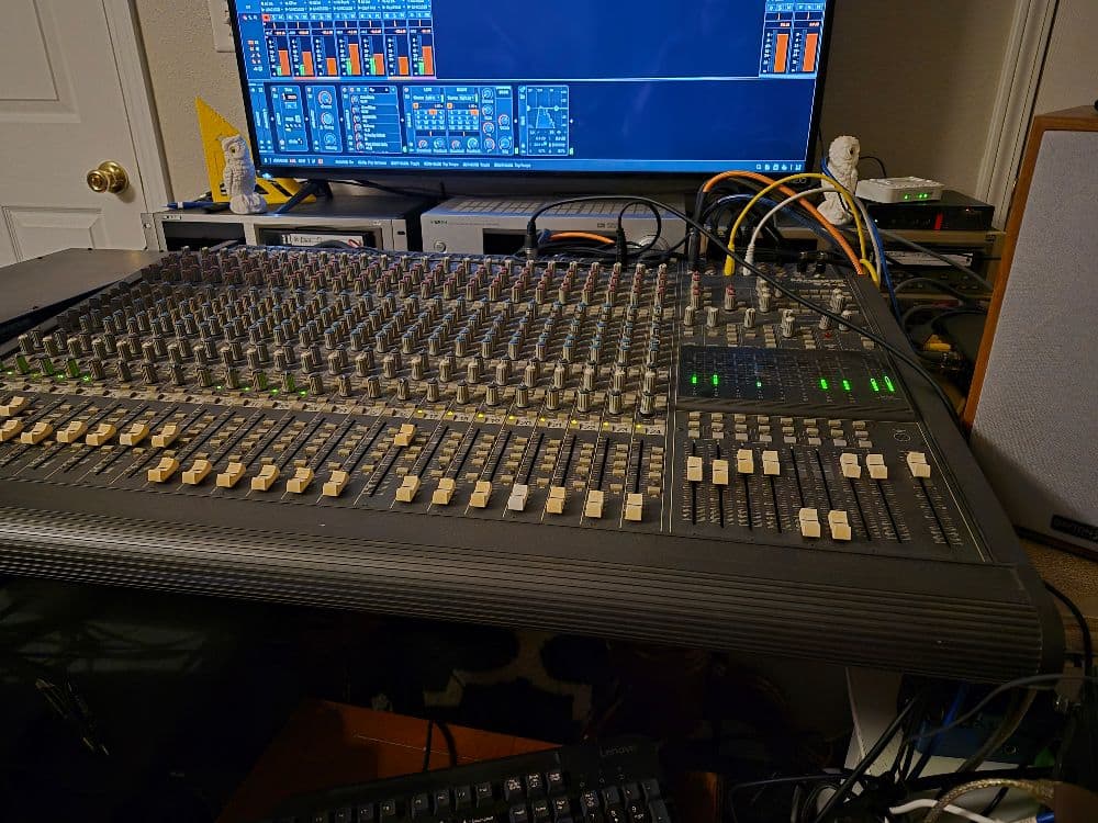 Mackie 8 Buss Console 1990's