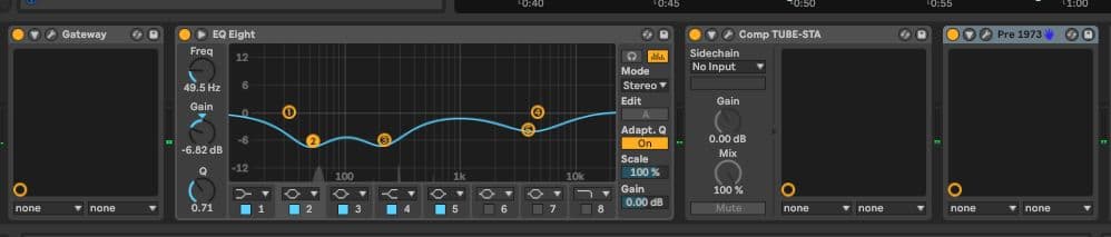 Cadena de Efectos en Ableton(Salio mal y clipling pero puede servir para algun bajo ROTO)