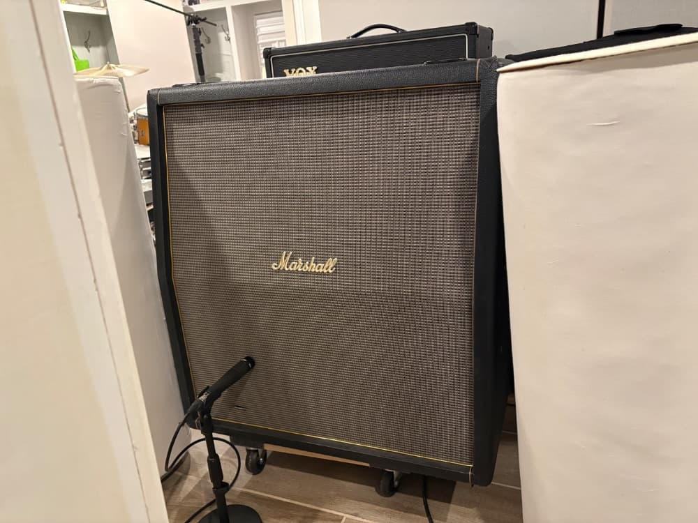 Celestion Greenback - Marshall 1960TV 4x12 SM57