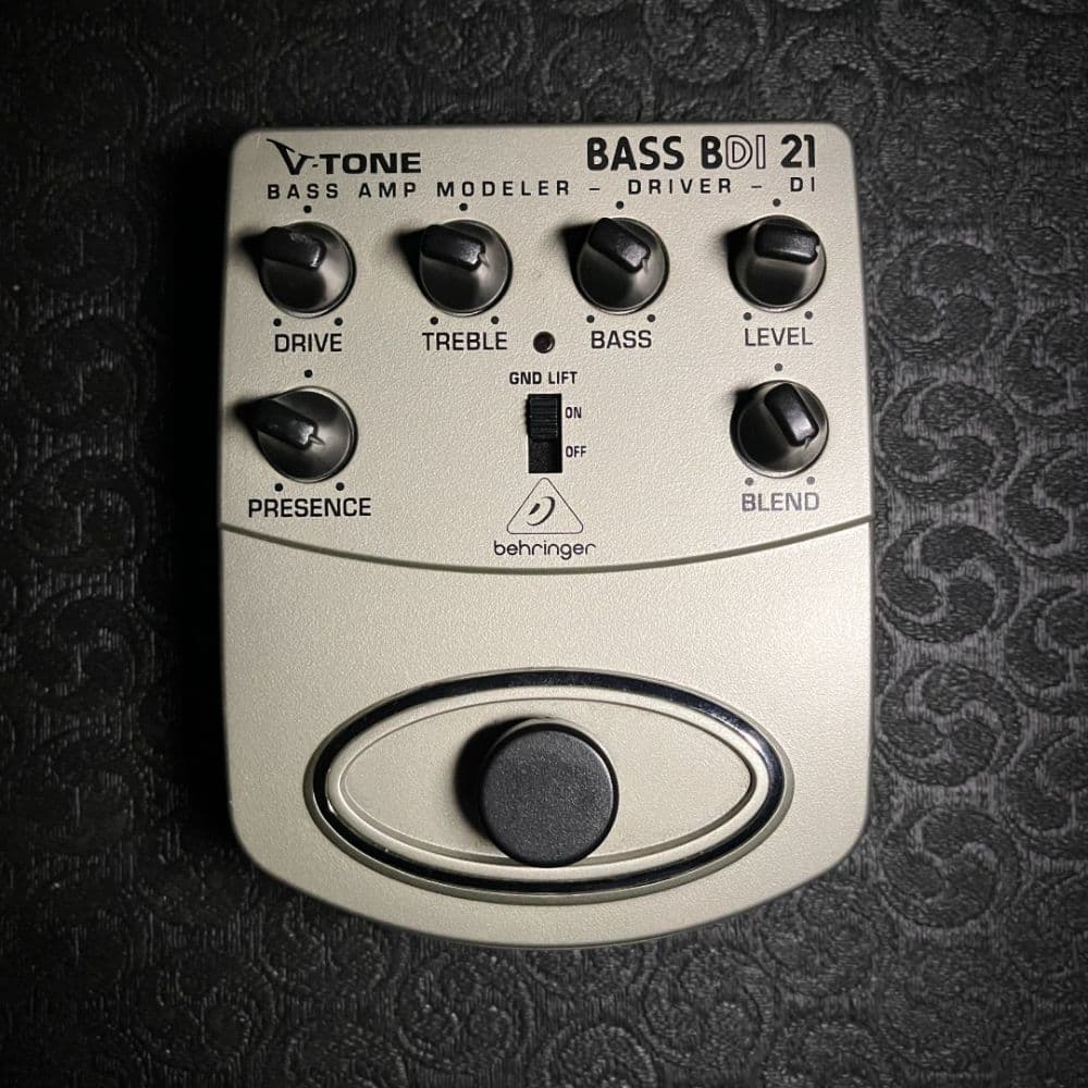 Behringer V-tone Bass BDI21
