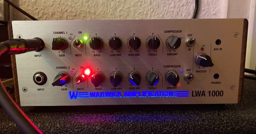 Warwick LWA 1000