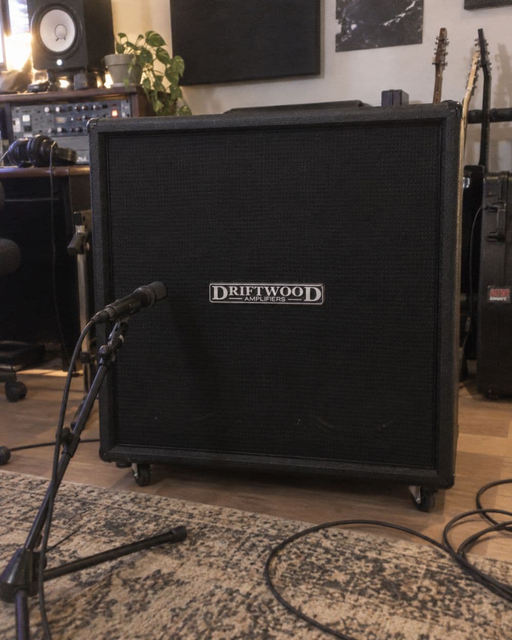 Driftwood 4x12 Cabinet