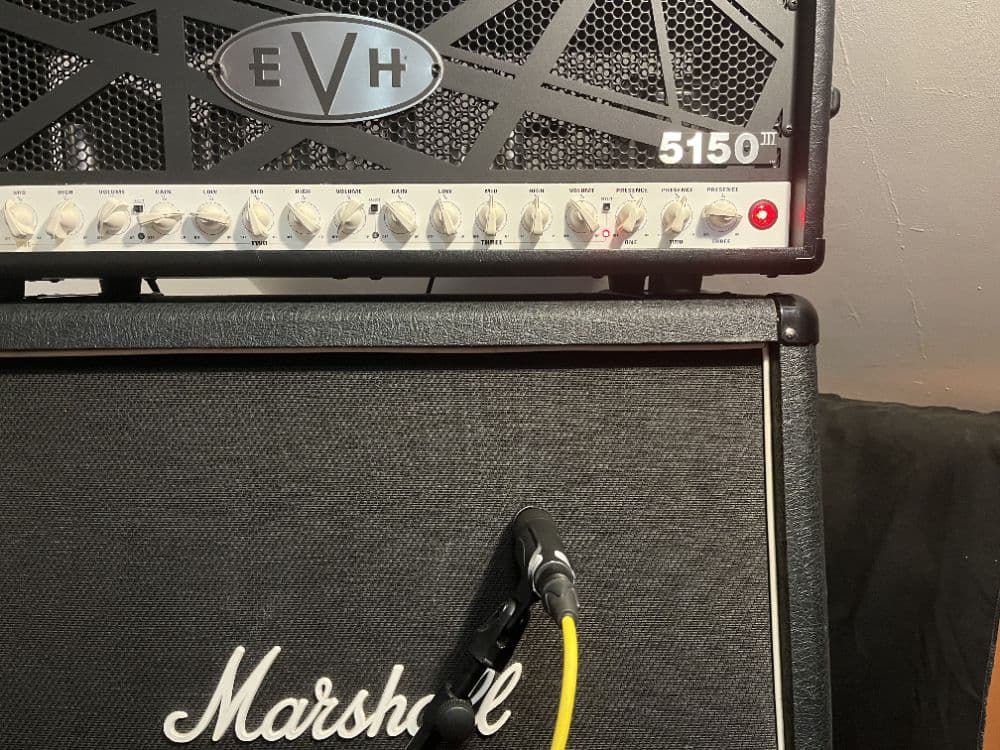 EVH_RED_Marshall_1960_SM57