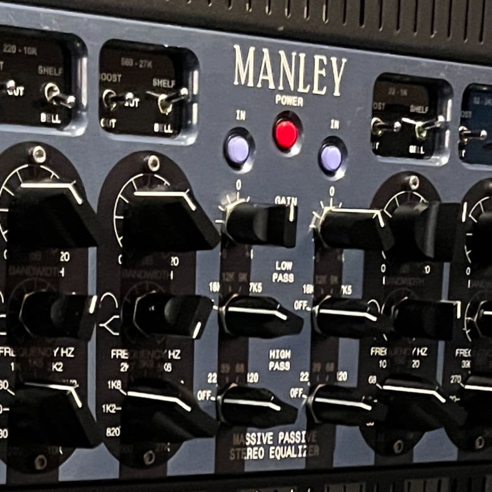 Tokyo Studio Capture – Manley Massive Passive Tube EQ