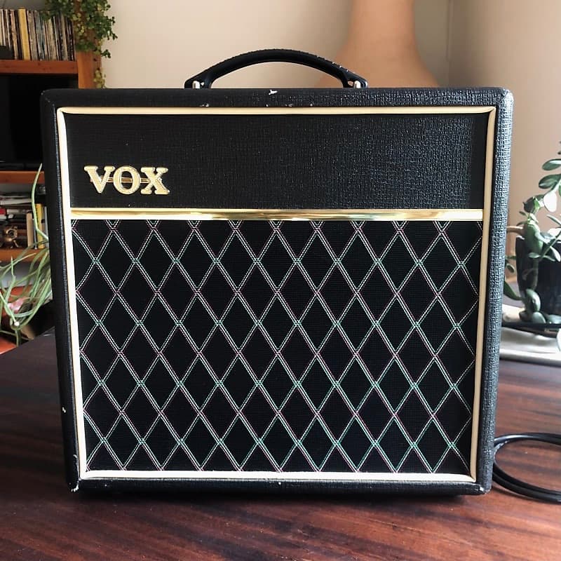 Vox Pathfinder 15
