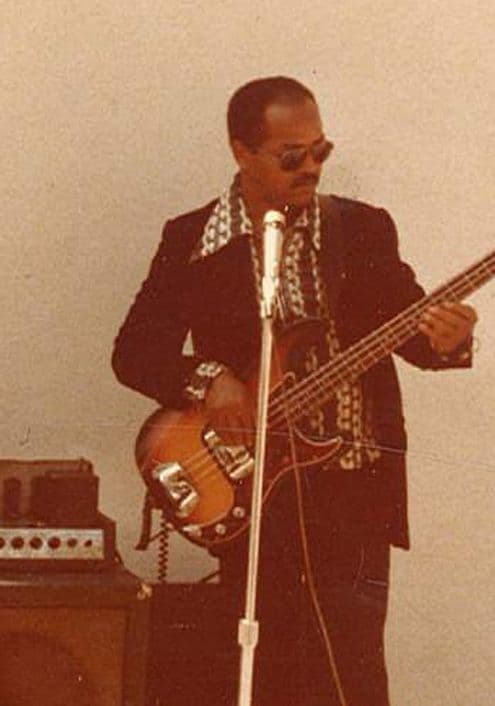 james jamerson playing bass